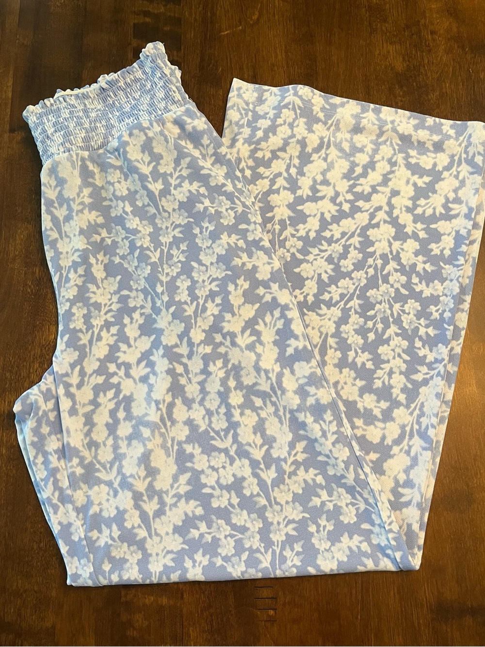 Bar III Light Blue Floral Wide-Leg Pants, Small